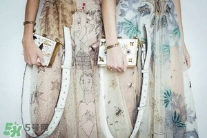 dior塔罗牌包,迪奥包包多少钱一个