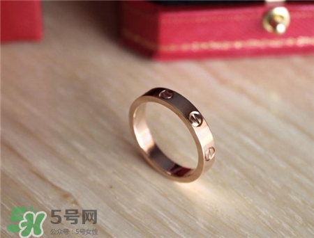 卡地亚戒指如何清洗保养,卡地亚戒指掉色了怎么修复