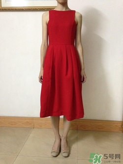 年会要穿礼服吗,年会为啥要求穿晚礼服