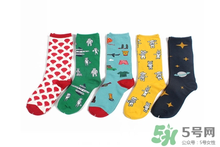 女孩子冬天穿的什么袜子,冬天的袜子 女孩子冬天穿的什么袜子,冬天的袜子