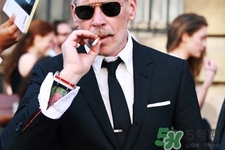 dw手表是机械表吗,dw手表是机械表吗是石英表还是机械表