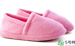 十月份坐月子穿什么鞋子好,十月份坐月子穿什么鞋子