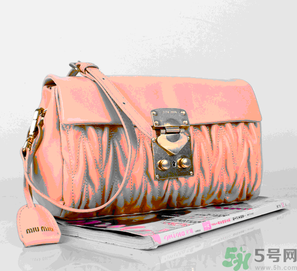 miumiu的介绍卡,miumiu的介绍