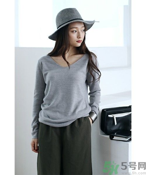秋冬毛衣搭配,冬季毛衣怎么搭配好看