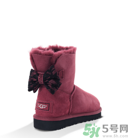 雪地靴怎么搭配好看,雪地靴的搭配 雪地靴怎么搭配好看,雪地靴的搭配