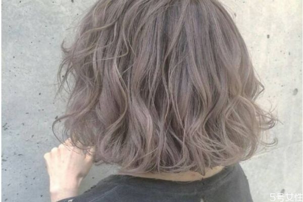 漂染头发需要多长时间给头发褪色要多久,一般漂染头发需要多长时间