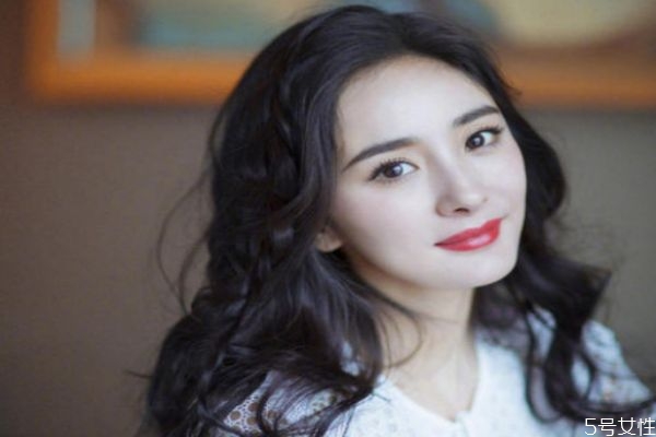 m型发际线怎么形成的,什么是m型发际线