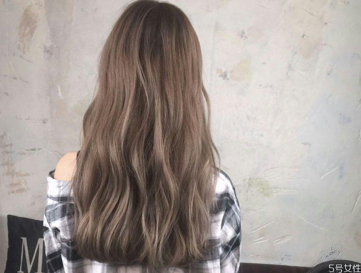 接头发会导致脱发吗,接发会导致脱发吗