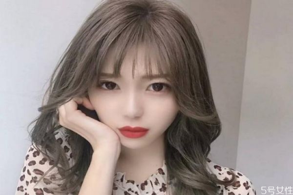 刘海剪毁了怎么办补救,如何让刘海快速生长