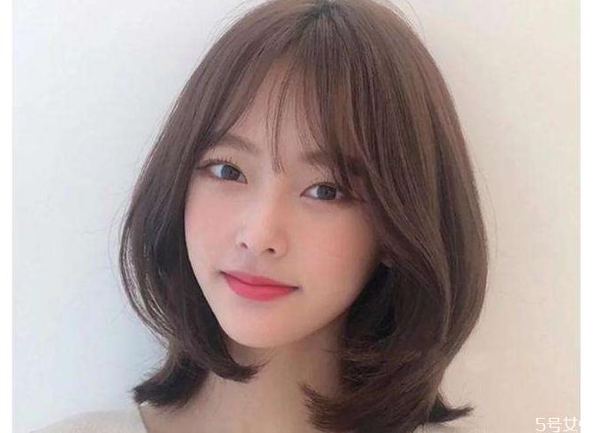 短发洗完头发尾外翘怎么办,短发洗了之后翘怎么办