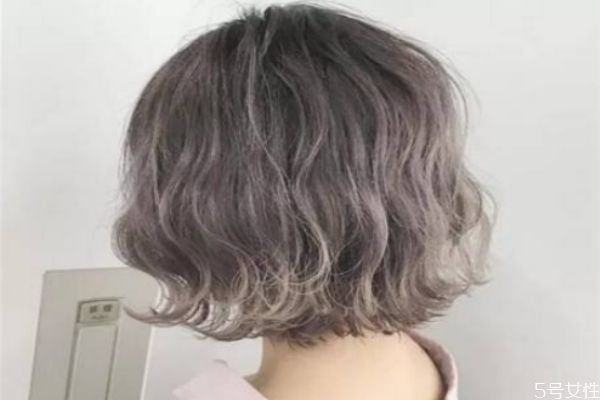 纹理烫上完药水要等多久,纹理烫用什么药水 纹理烫上完药水要等多久,纹理烫用什么药水