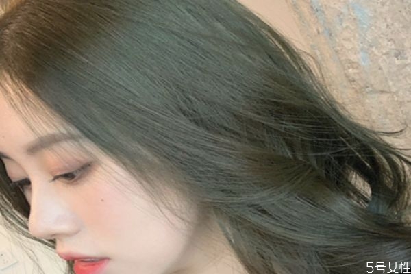 闷青色掉色快吗,闷青色为什么掉色很快