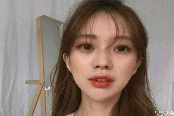 洗头的温度多少最好,洗头的水温最好是多少度