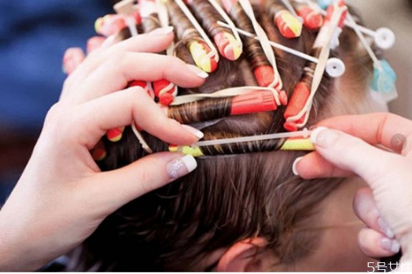 如何保养头发,烫发之后掉头发很严重怎么办