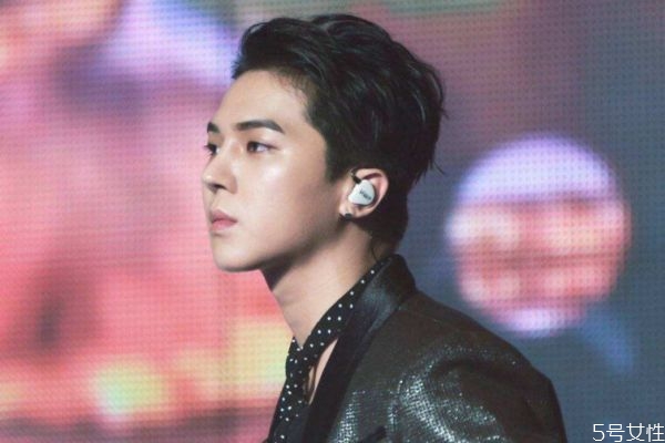 男士摩根烫可以保持多久,男生摩根烫维持几个月 男士摩根烫可以保持多久,男生摩根烫维持几个月