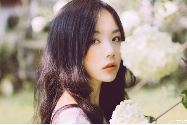 头发怎么护理才柔顺,怎样护理头发更柔顺