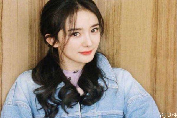 平刘海怎么变成中分,平刘海到中分要留多久