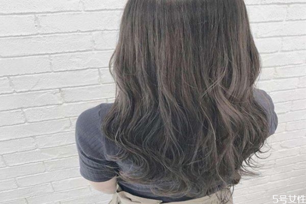 及腰长发可以戴假发吗,长发能带假发吗