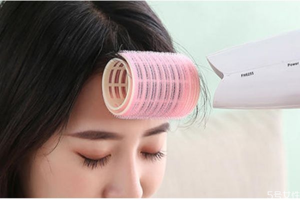 空气刘海用多大卷发筒,卷空气刘海的卷发筒要大号还是小号