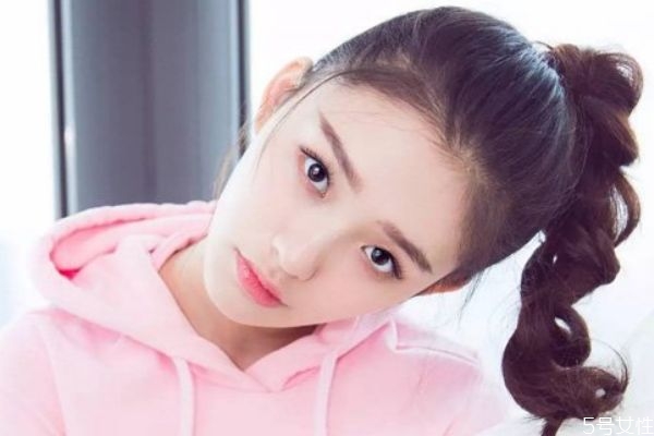 什么样的烫发适合扎马尾,烫什么发型适合扎马尾辫