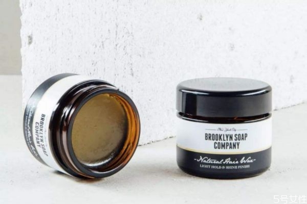 发蜡怎么抓出蓬松感,发蜡怎么抓头发