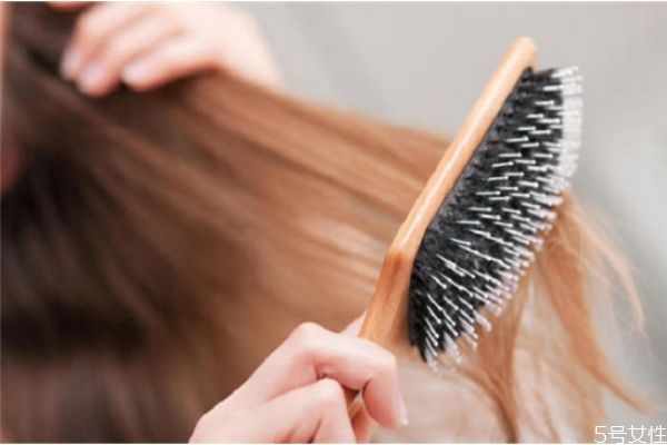 头发很厚可以锡纸烫吗,锡纸烫要不要打薄