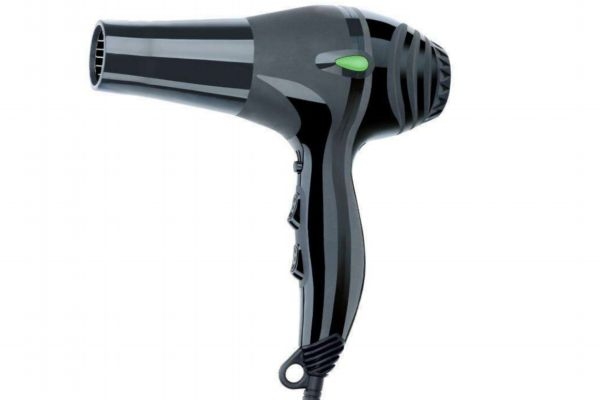 吹风机有辐射吗?对孕妇有影响吗,吹风机对孕妇的辐射有多大的危害 吹风机有辐射吗?对孕妇有影响吗,吹风机对孕妇的辐射有多大的危害