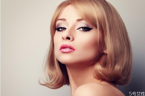 头发烫焦了怎么办,发胶打多了怎么处理