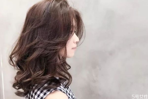 怎么剪空气刘海教程,怎么打理空气刘海