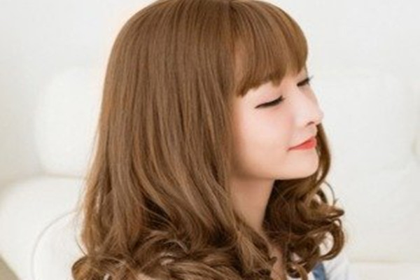 梨花卷长发型图片,梨花卷头发型图片