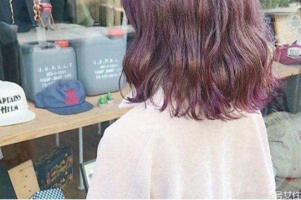 黄皮肤染什么颜色的头发好看,黄皮肤的人适合染什么颜色的头发