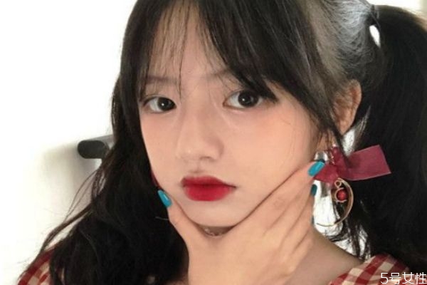 头发漂过了还能拉直吗,漂染过的头发能拉直吗