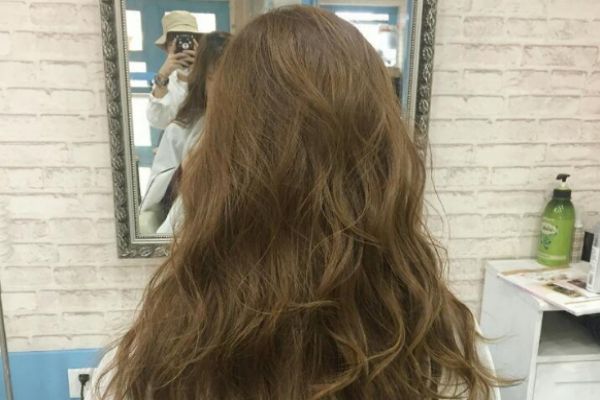 亚麻色头发图片 颜色,亚麻色染发效果图