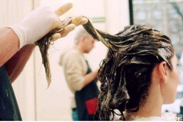 染色时间过长会怎么样,染色可以保持多久