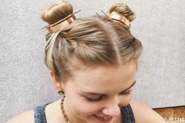 什么样的脸型适合扎丸子头,不适合扎丸子头的脸型