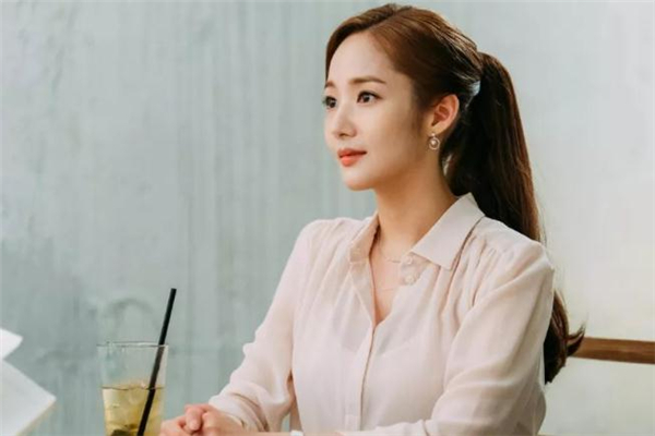 干练低马尾,丰厚顺滑的长发马尾