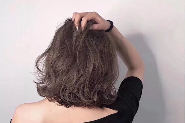 线条烫好打理吗,线条烫怎么打理