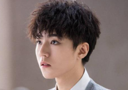 脸大的男生适合锡纸烫吗,锡纸烫适合脸型大的男生吗