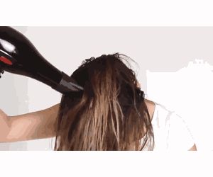 头发怎么吹的蓬松,怎么吹头发才能吹出蓬松的感觉