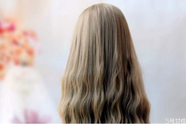 假发为什么容易毛躁打结,假发特别毛躁怎么办