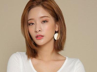 大小脸偏分哪边更合适,偏分适合什么脸型女