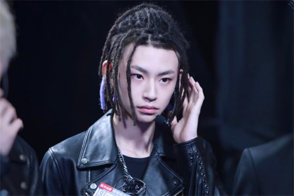 脏辫是假发吗,脏辫真发好还是假发好