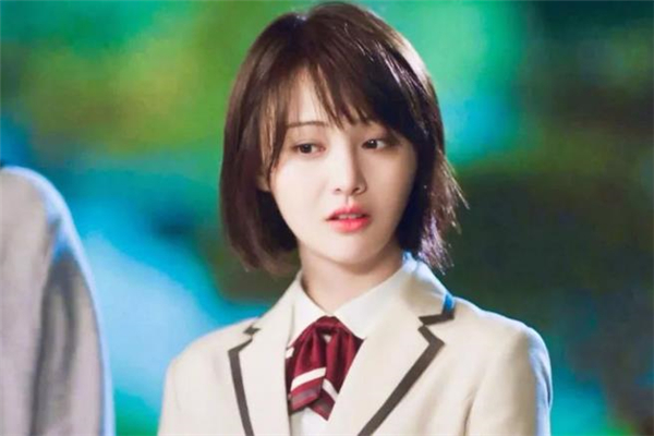 初恋头发型要烫吗,初恋头发型需要烫吗