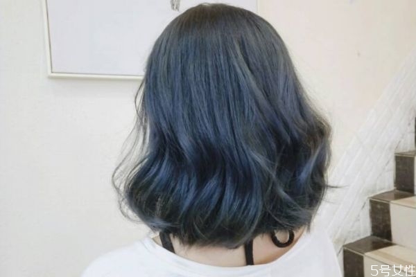 染头发掉色快什么原因,染发掉色快吗