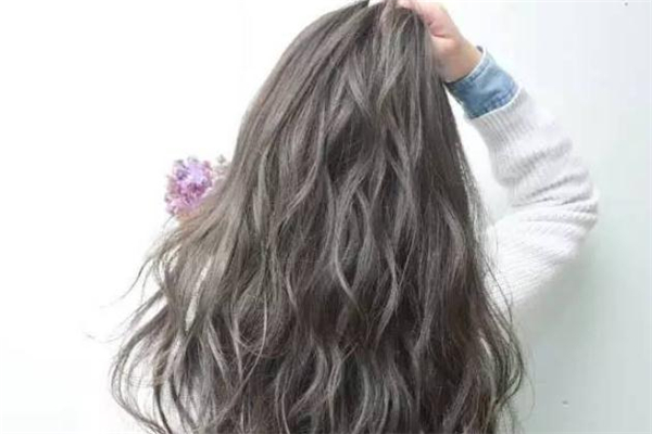 橄榄棕是什么颜色衣服,橄榄棕是什么颜色