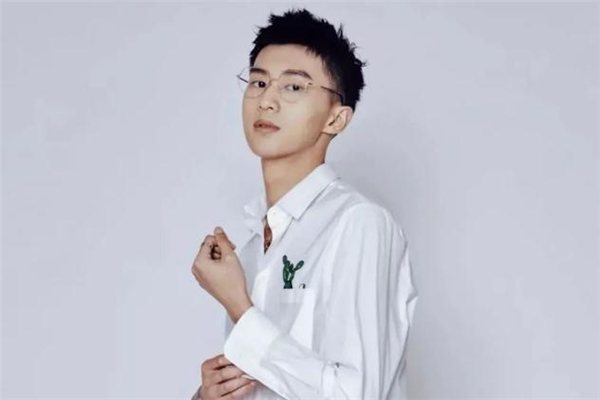 钢夹烫要烫多久时间,男生钢夹烫怎么打理 钢夹烫要烫多久时间,男生钢夹烫怎么打理