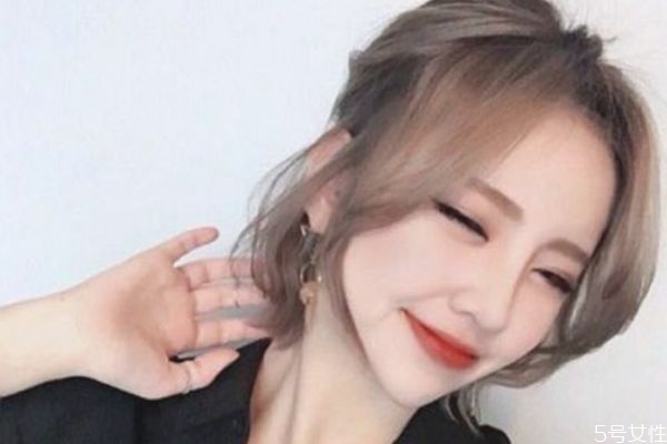 什么冷色系染发不用漂适合黄皮的,不需要漂染的冷系发色