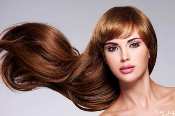 头发干燥用什么洗发水好,头发干燥用哪个牌子的洗发水好