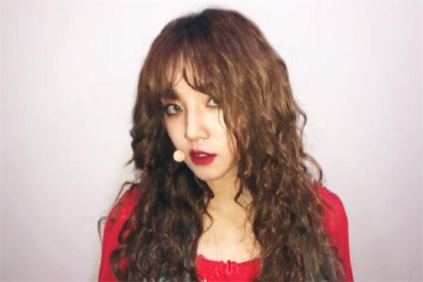 烫羊毛卷用几号杠子烫,羊毛卷用什么杠子烫的