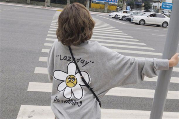 苦亚麻色是什么颜色,苦亚麻色和亚麻色的区别